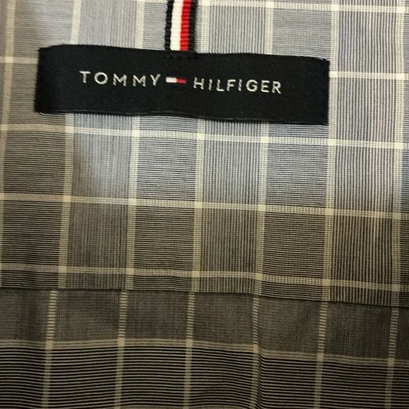 Tommy Hilfiger Men Gray And White Casual Button Down Shirt - Picture 5 of 7